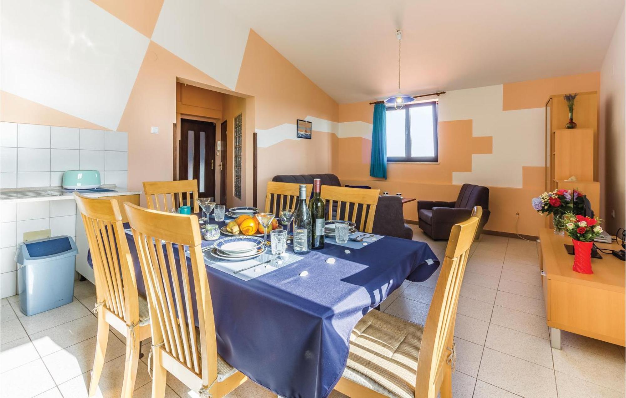 2 Bedroom Awesome Apartment In 빈쿠란 외부 사진